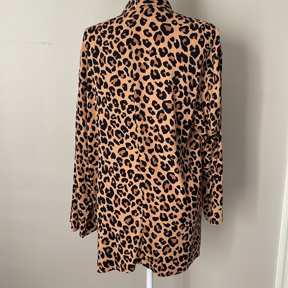 Treasure and Bond Leopard Print Open Front Cardigan - Picture 6 of 10